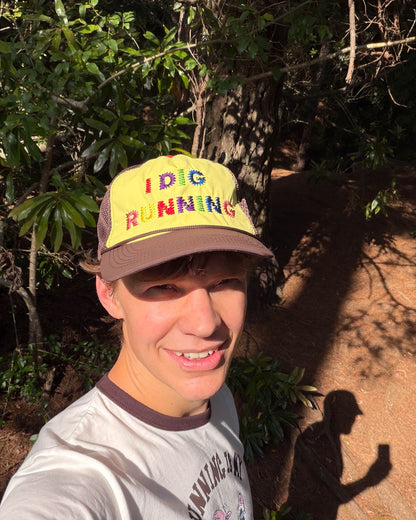 "I Dig Running" Trucker Rainbow